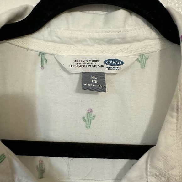 Old Navy Button Front Classic Shirt XL - Picture 2 of 7